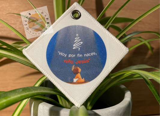 Tela colgante cuadrada "Hoy por fin naces, niño Jesús"