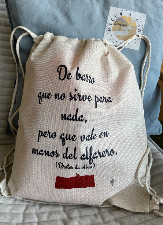 Mochila cuerdas Símil Lino "De barro que no sirve para nada, pero que vale en manos del alfarero"