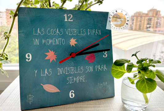 Reloj de pared "Las cosas visibles duran un momento, las invisibles son para siempre"